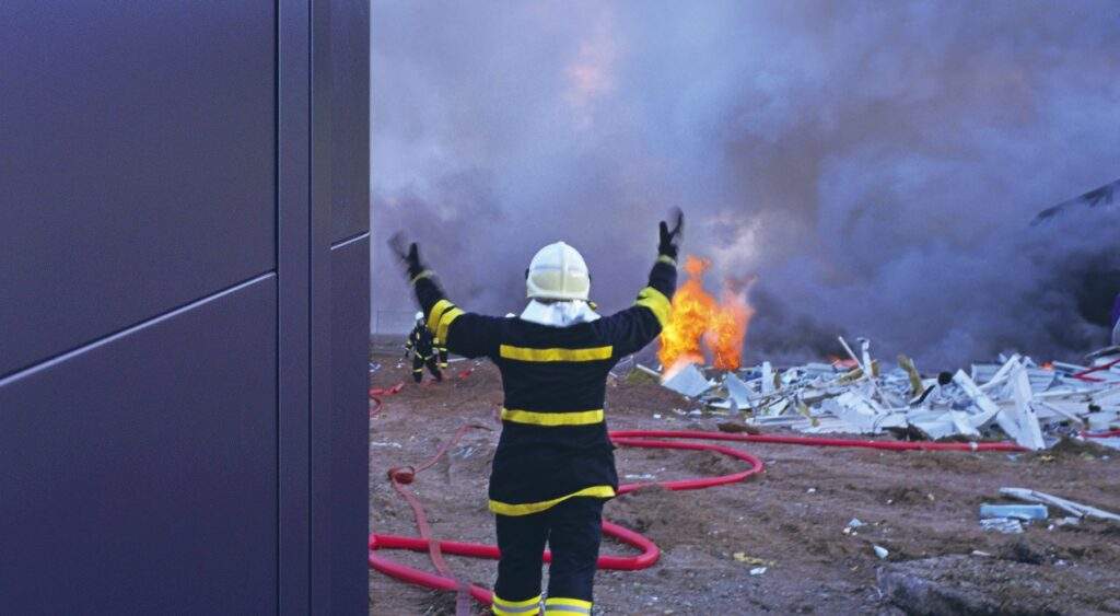 Resistencia al fuego del panel sándwich de poliuretano | Isocold