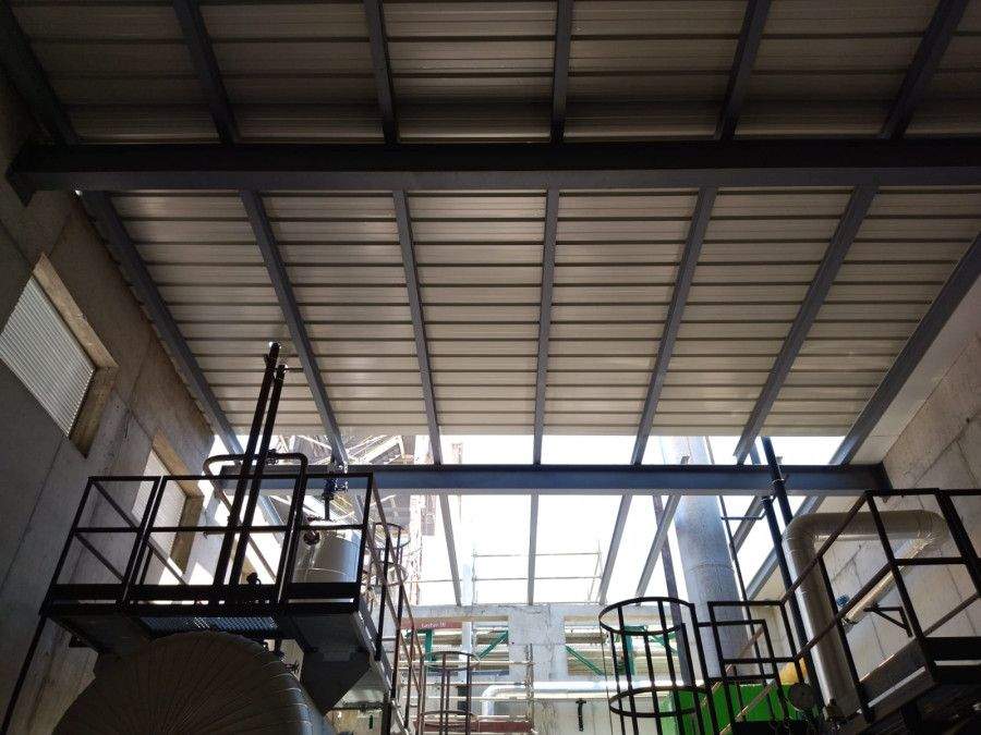 Tejados con panel sándwich | Isocold