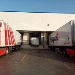 Instalación de nuevos abrigos en los muelles de carga de Integra2 en Mérida | Isocold