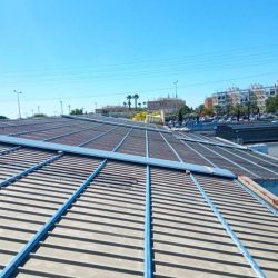 Doblado de cubiertas en una nave industrial de Alcalá de Guadaíra - ISOCOLD