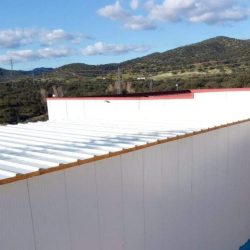 Panel sándwich de 2, 3 y 5 gregas | Isocold